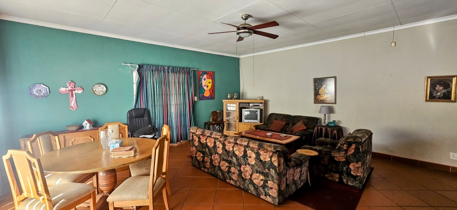 3 Bedroom Property for Sale in Three Rivers Proper Gauteng