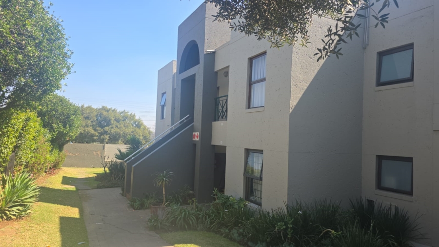 3 Bedroom Property for Sale in Marais Steyn Park Gauteng
