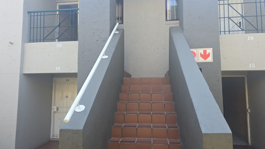3 Bedroom Property for Sale in Marais Steyn Park Gauteng