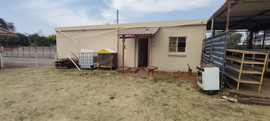3 Bedroom Property for Sale in Westonaria Gauteng