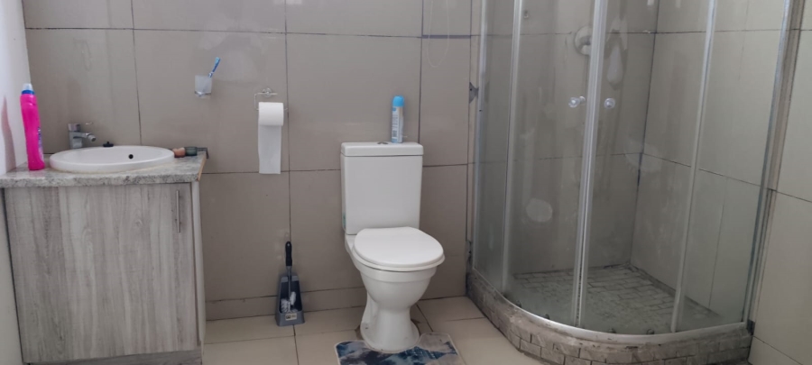 5 Bedroom Property for Sale in Westonaria Gauteng