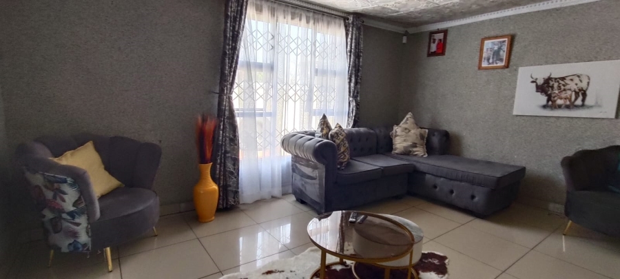 5 Bedroom Property for Sale in Westonaria Gauteng