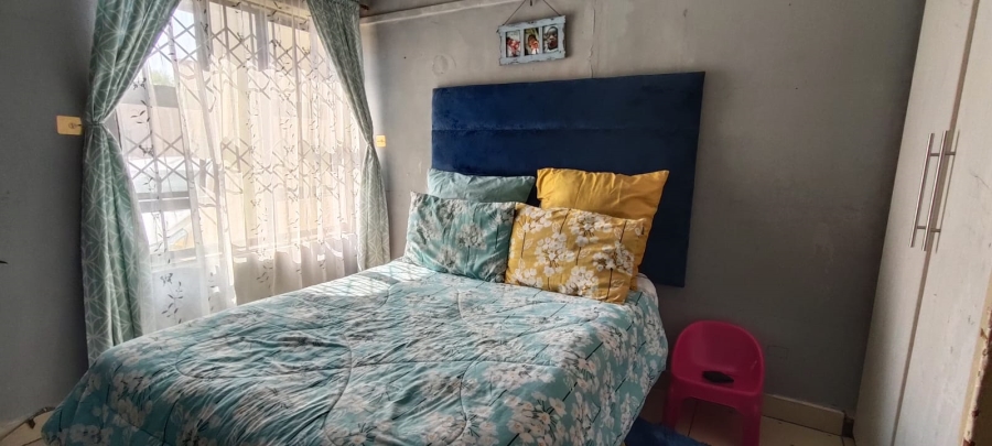 5 Bedroom Property for Sale in Westonaria Gauteng