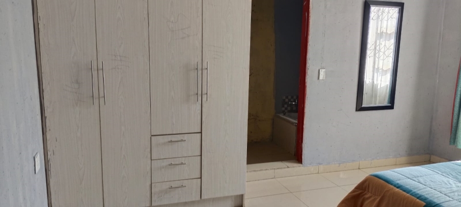 5 Bedroom Property for Sale in Westonaria Gauteng