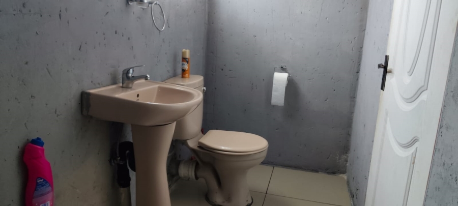 5 Bedroom Property for Sale in Westonaria Gauteng