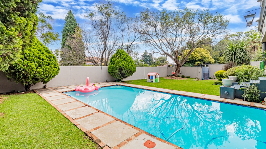 To Let 4 Bedroom Property for Rent in Parkwood Gauteng