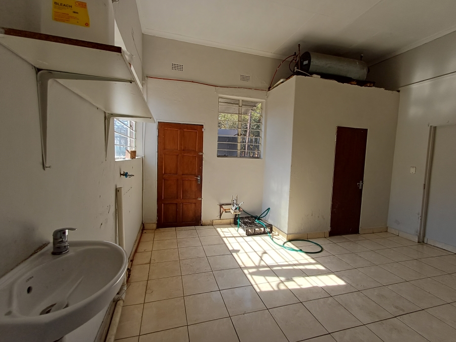 To Let Commercial Property for Rent in Benoni Central Gauteng