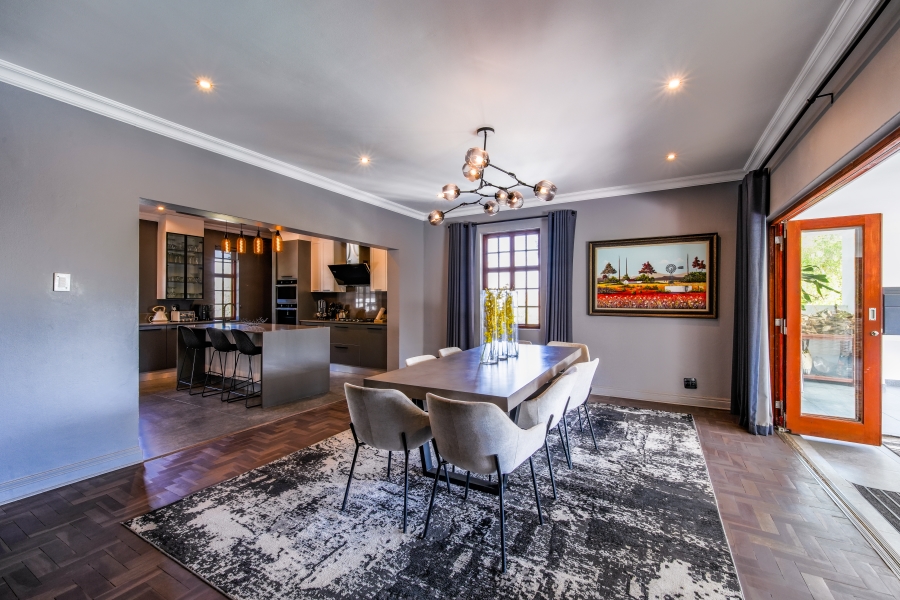 7 Bedroom Property for Sale in Moreleta Park Gauteng