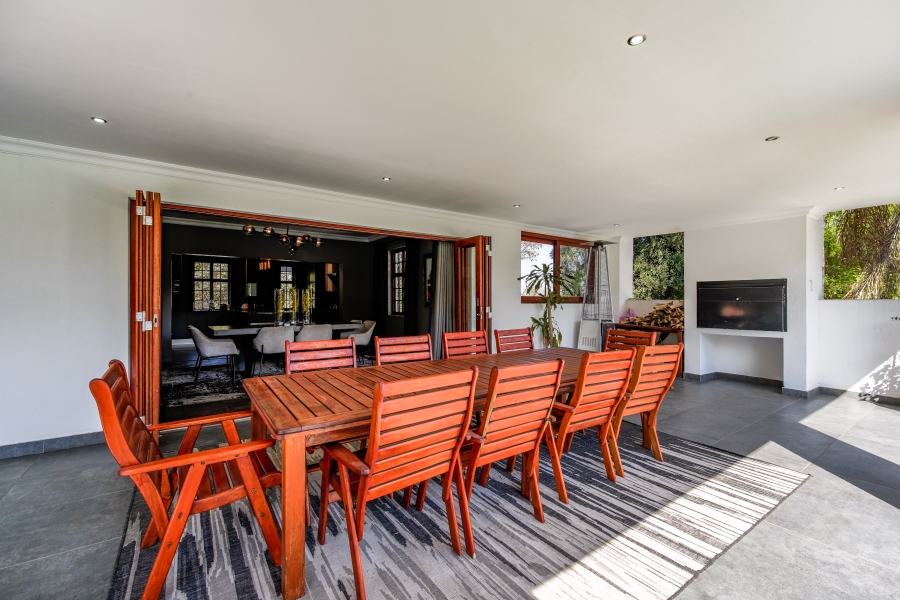 7 Bedroom Property for Sale in Moreleta Park Gauteng