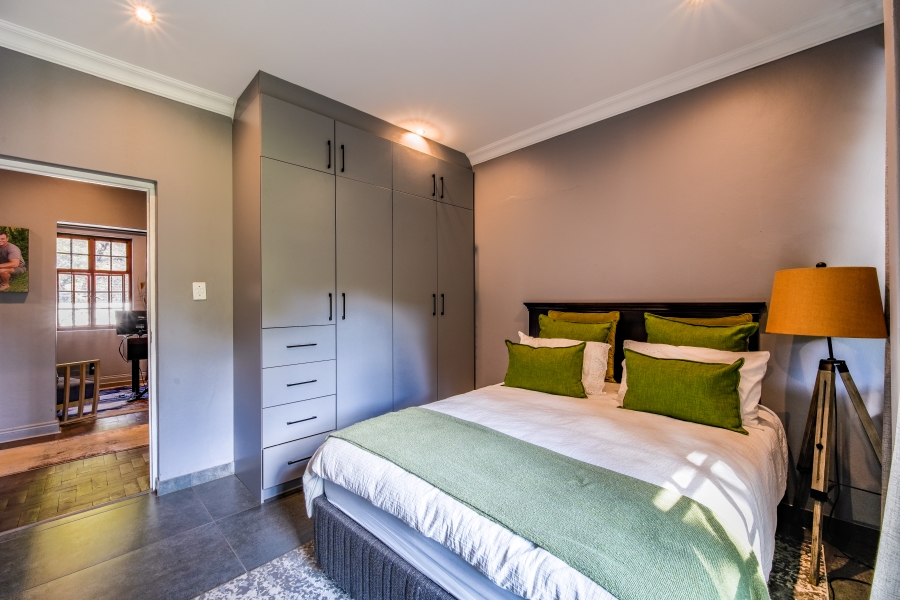 7 Bedroom Property for Sale in Moreleta Park Gauteng