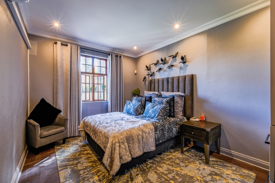 7 Bedroom Property for Sale in Moreleta Park Gauteng