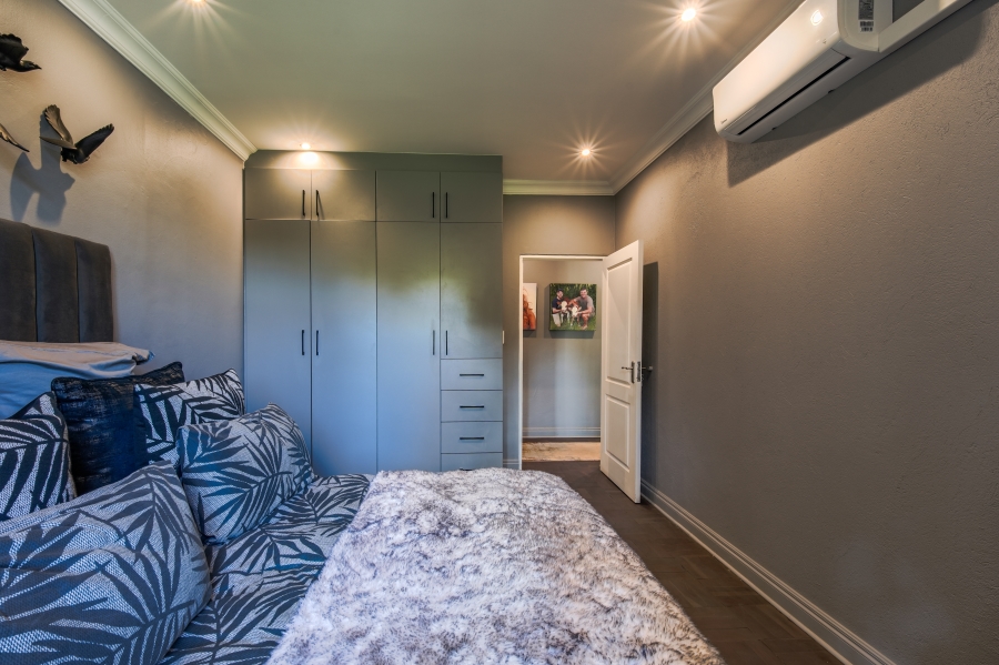 7 Bedroom Property for Sale in Moreleta Park Gauteng