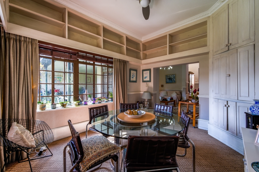 4 Bedroom Property for Sale in Nieuw Muckleneuk Gauteng
