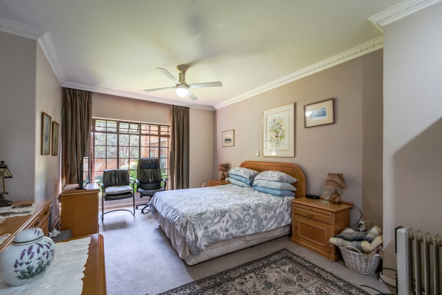 4 Bedroom Property for Sale in Nieuw Muckleneuk Gauteng