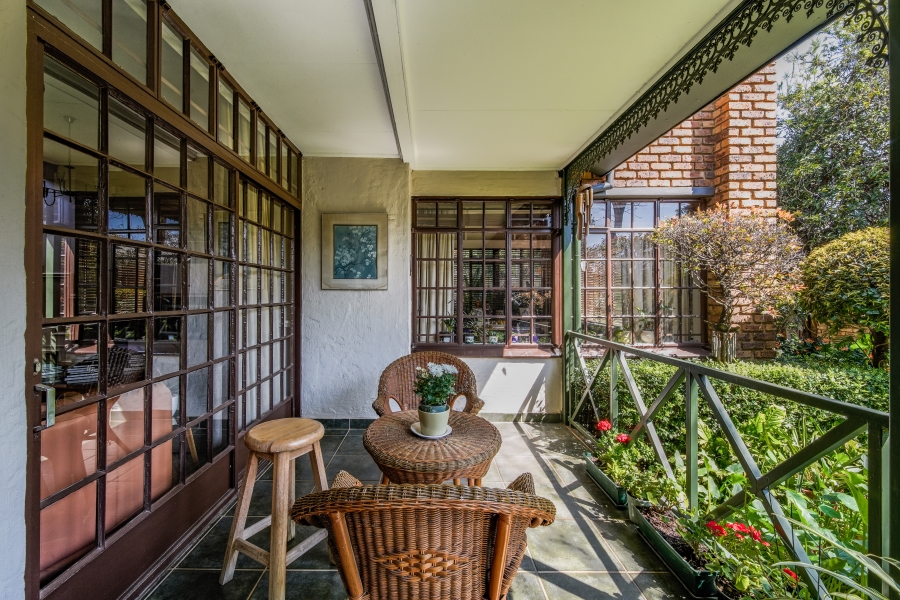 4 Bedroom Property for Sale in Nieuw Muckleneuk Gauteng