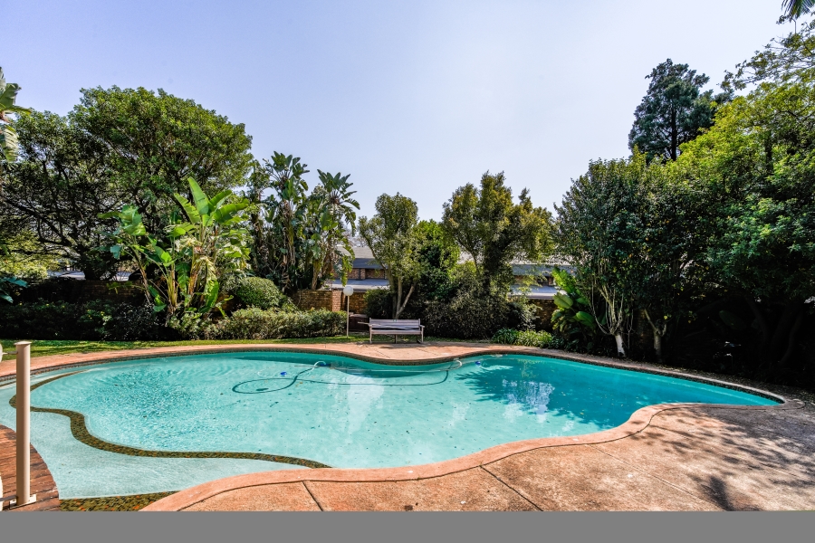 4 Bedroom Property for Sale in Nieuw Muckleneuk Gauteng