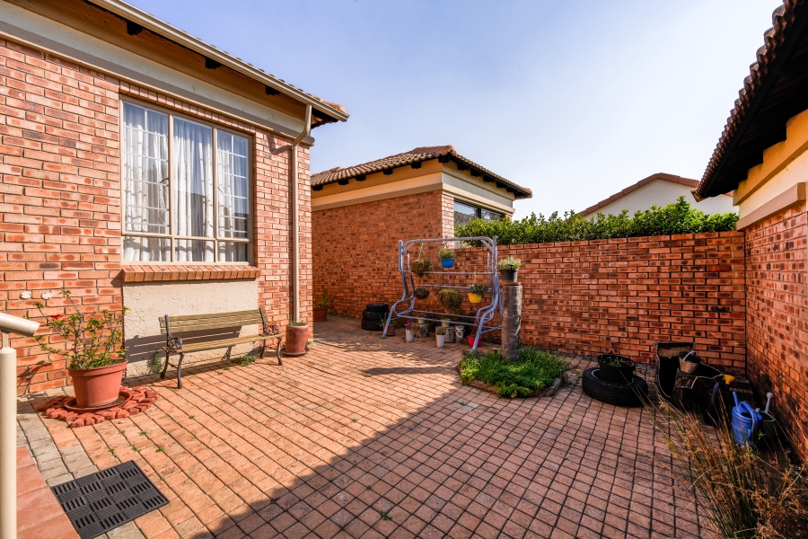 3 Bedroom Property for Sale in Moreleta Park Gauteng