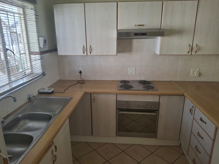 To Let 2 Bedroom Property for Rent in Moreleta Park Gauteng