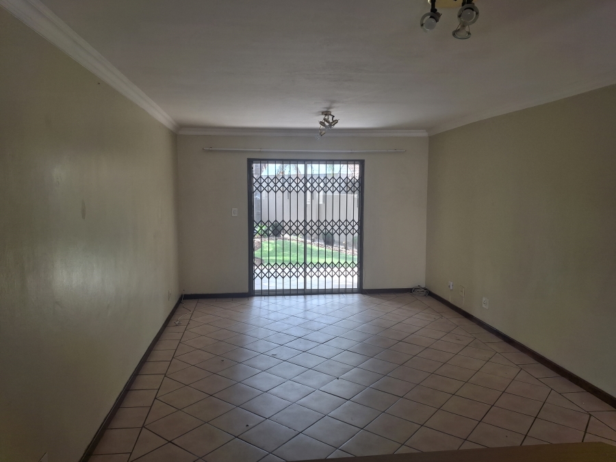 To Let 2 Bedroom Property for Rent in Moreleta Park Gauteng