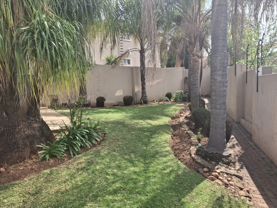 To Let 2 Bedroom Property for Rent in Moreleta Park Gauteng