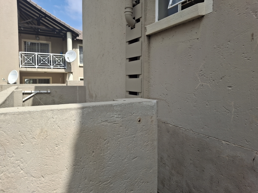 To Let 2 Bedroom Property for Rent in Moreleta Park Gauteng
