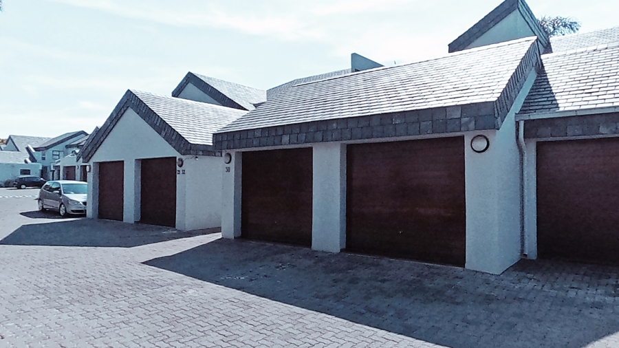 3 Bedroom Property for Sale in Lakefield Gauteng