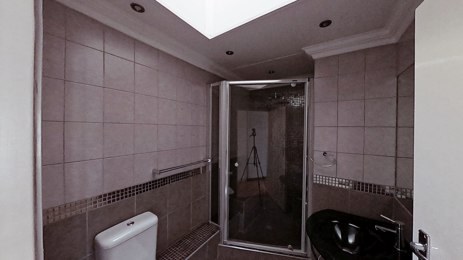 3 Bedroom Property for Sale in Lakefield Gauteng