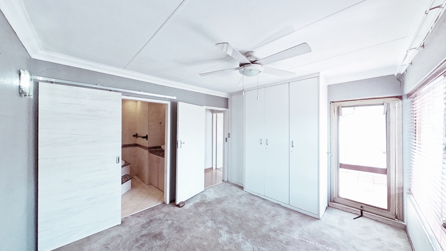 3 Bedroom Property for Sale in Lakefield Gauteng
