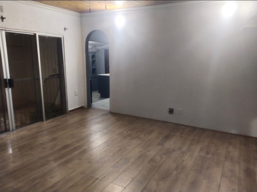 3 Bedroom Property for Sale in Rensburg Gauteng