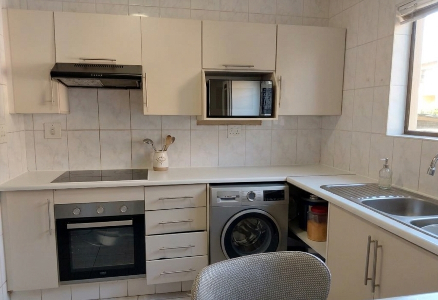 2 Bedroom Property for Sale in Bedfordview Gauteng