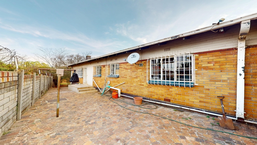 4 Bedroom Property for Sale in Sunnyridge Gauteng