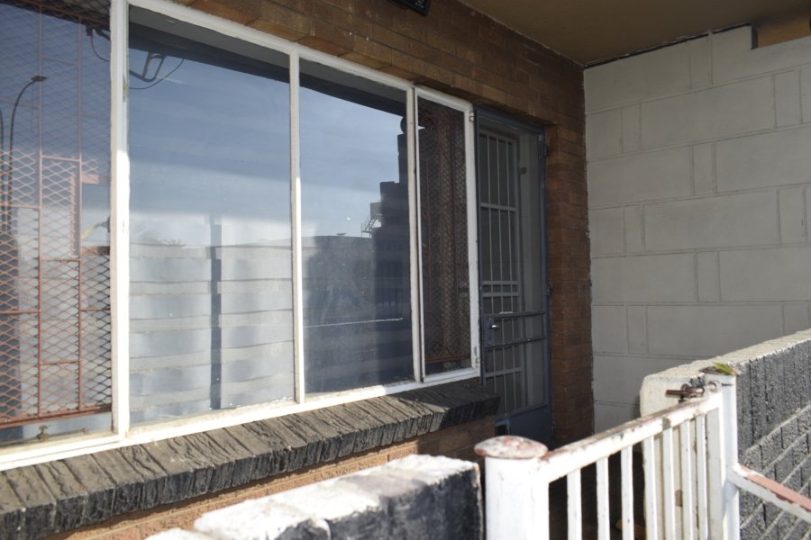 2 Bedroom Property for Sale in Cason Gauteng