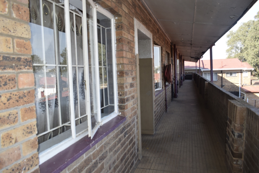 2 Bedroom Property for Sale in Cason Gauteng