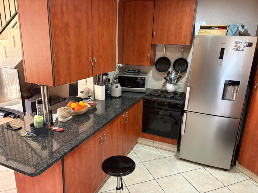 To Let 2 Bedroom Property for Rent in Willow Park Manor Gauteng