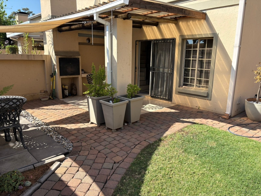 To Let 2 Bedroom Property for Rent in Willow Park Manor Gauteng