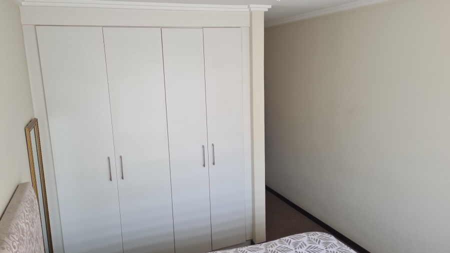 To Let 2 Bedroom Property for Rent in Bryanston Gauteng