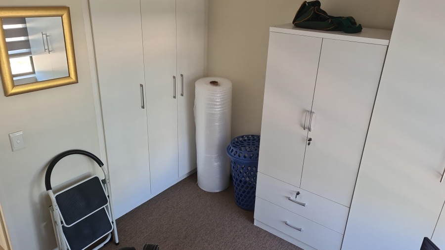 To Let 2 Bedroom Property for Rent in Bryanston Gauteng
