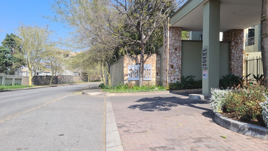 To Let 2 Bedroom Property for Rent in Bryanston Gauteng