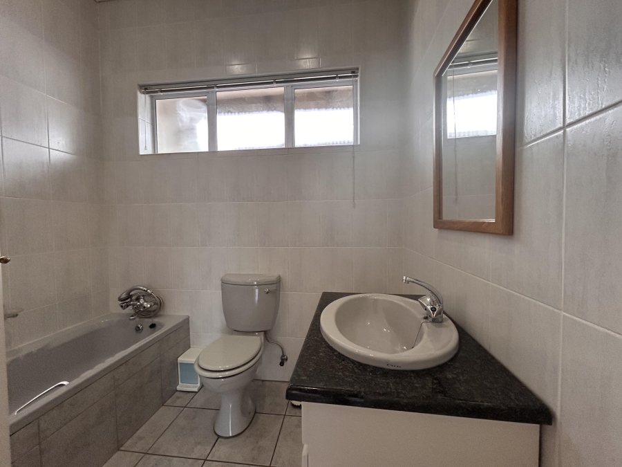 4 Bedroom Property for Sale in Glenhazel Gauteng