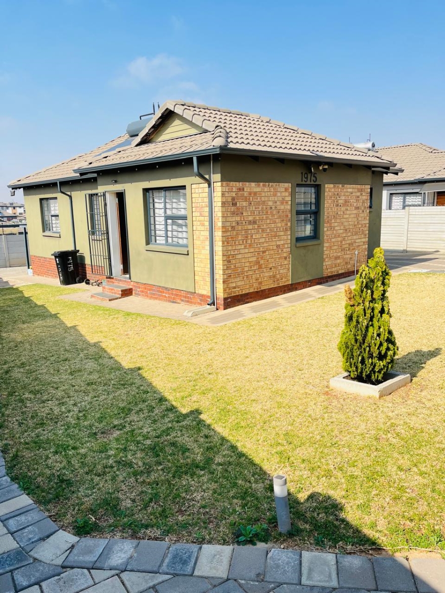 3 Bedroom Property for Sale in Mindalore Gauteng
