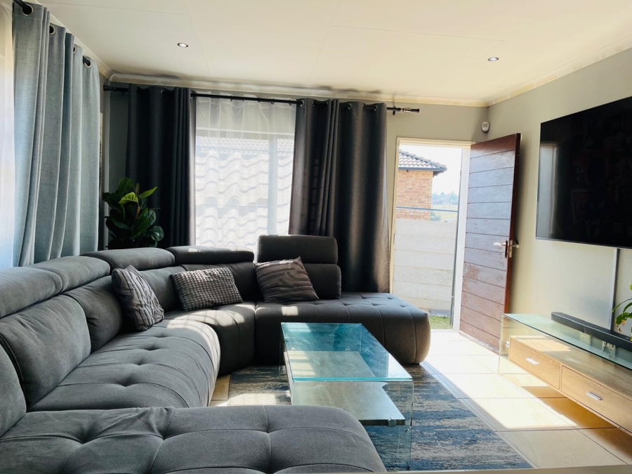 3 Bedroom Property for Sale in Mindalore Gauteng