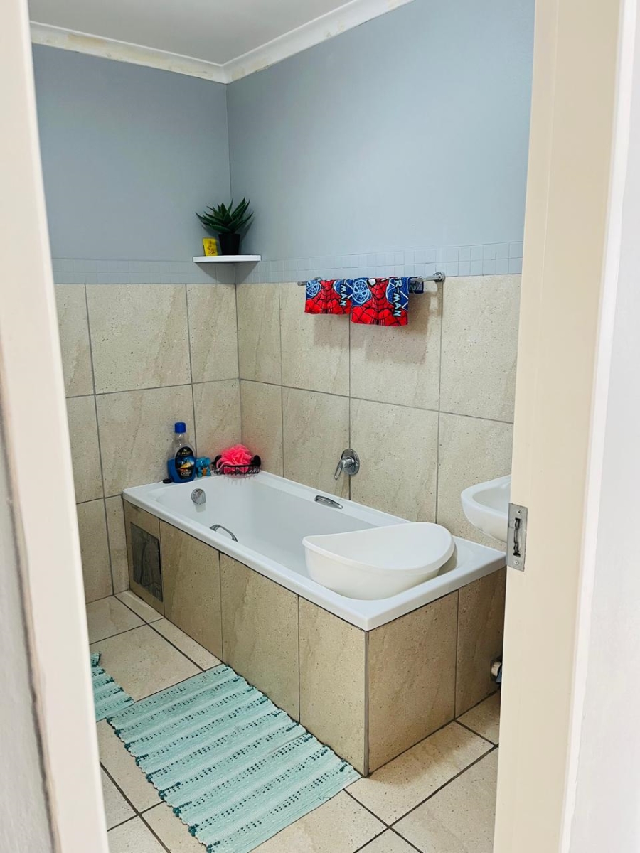 3 Bedroom Property for Sale in Mindalore Gauteng