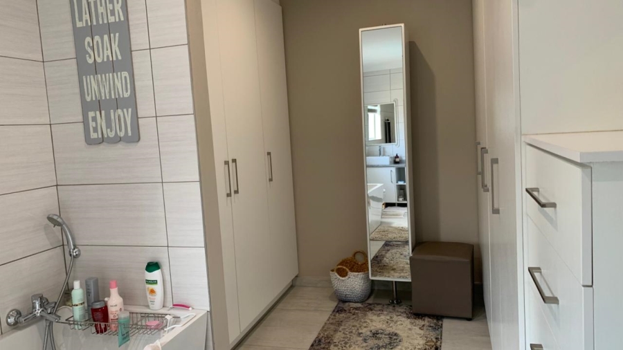 3 Bedroom Property for Sale in Monument Gauteng