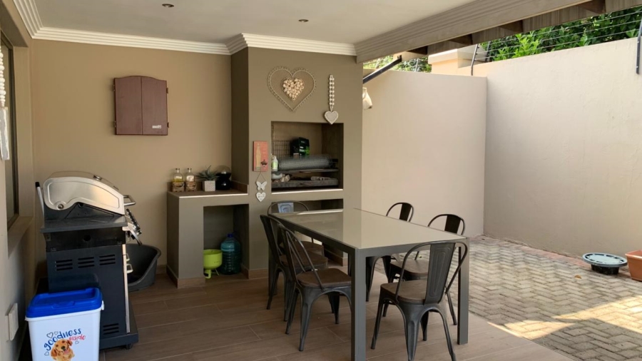 3 Bedroom Property for Sale in Monument Gauteng