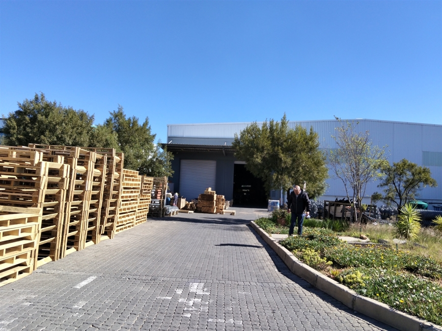 To Let Commercial Property for Rent in Lanseria Gauteng
