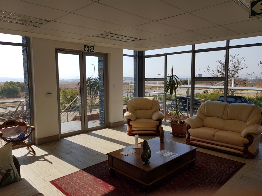 To Let Commercial Property for Rent in Lanseria Gauteng
