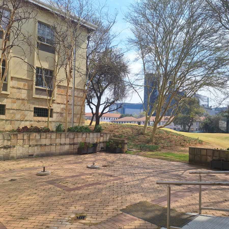 To Let Commercial Property for Rent in Wierda Valley Gauteng