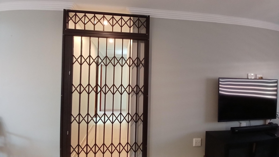 To Let 3 Bedroom Property for Rent in New Redruth Gauteng