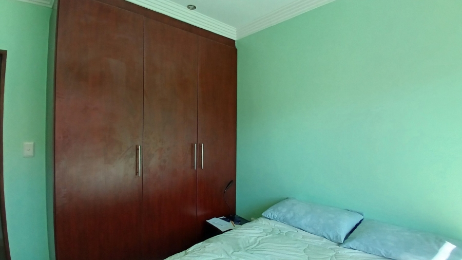 To Let 3 Bedroom Property for Rent in New Redruth Gauteng