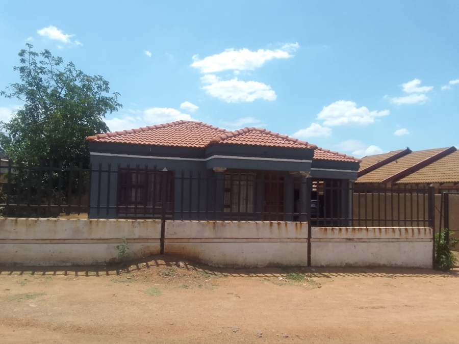 2 Bedroom Property for Sale in Soshanguve P Gauteng